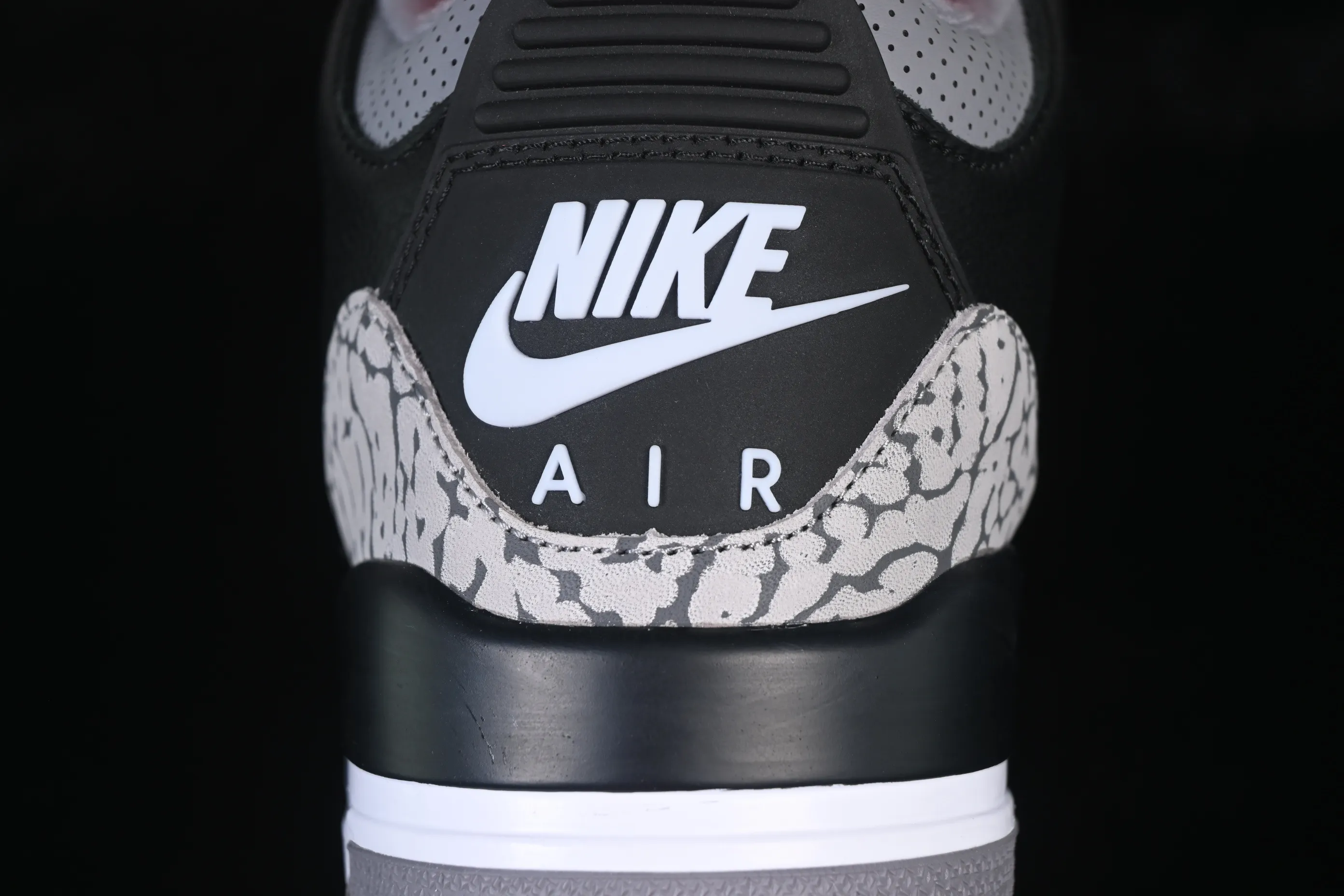 All categories Air Jordan Jordan series basketball shoes Air Jordan 3 TG version Air Jordan 3 "Black Cement" AJ3 Jordan 3 first year black cement DN3707-010